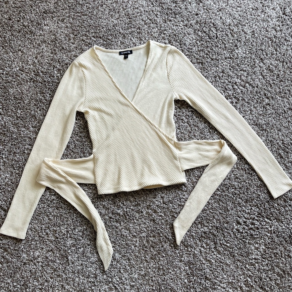 Express Cream Ribbed Wrap Top - Picture 7 of 9